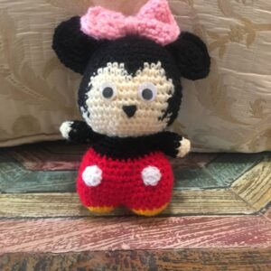 Minnie Mouse crochet design
