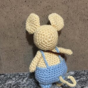 Mouse with a bag crochet design